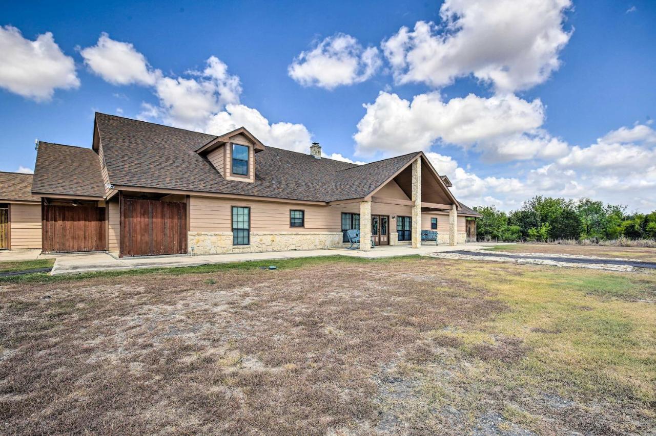 Luxury San Antonio Retreat 110-Acre Private Ranch Exterior foto