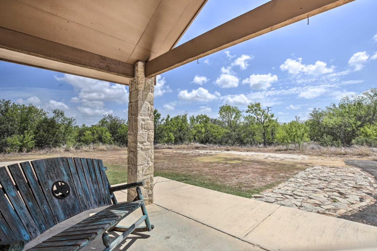 Luxury San Antonio Retreat 110-Acre Private Ranch Exterior foto